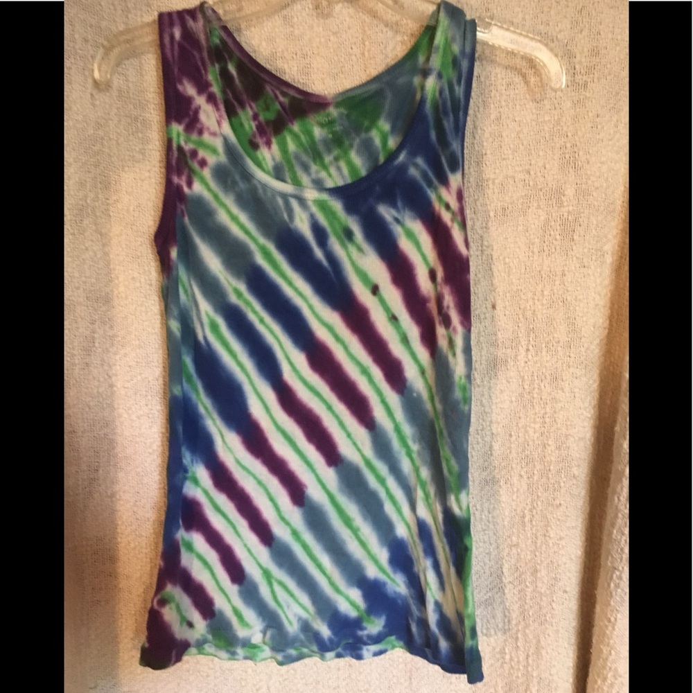 Colorful tank